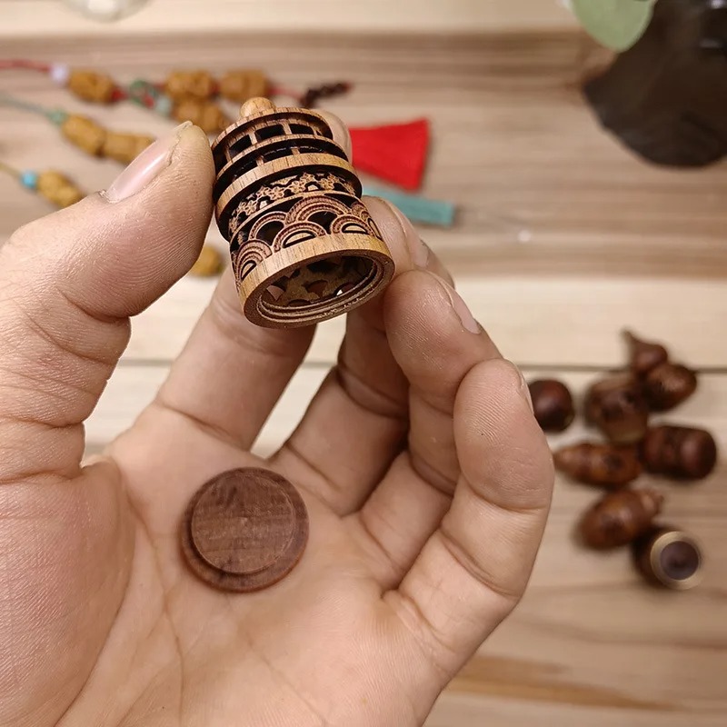 Wood Hollow Carved Aromatherap - Fragrance Perfume Car recension och pris