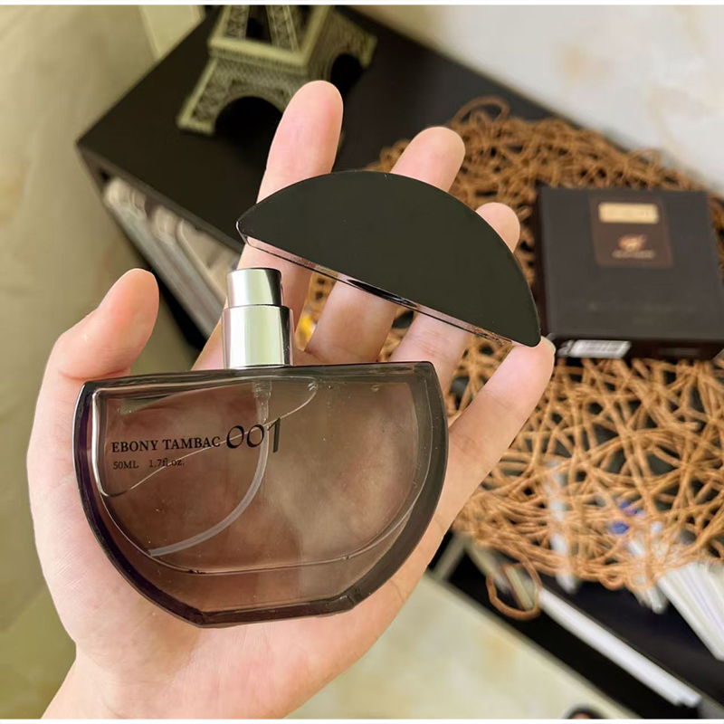 Woody Arabian Dubai Perfume Or - Perfume Fragrance Dubai recension och pris