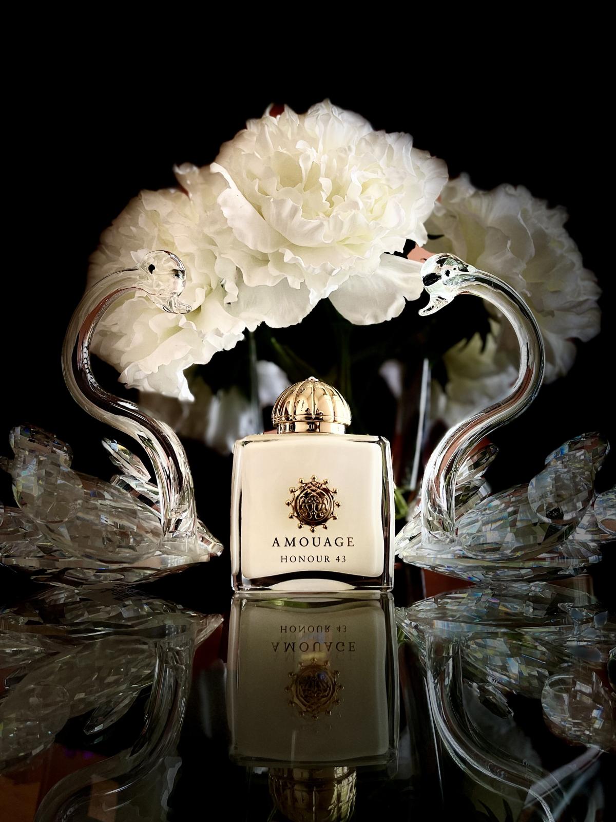 Amouage Honour 43 Woman Extrai - Perfume Fragrance Families recension och pris