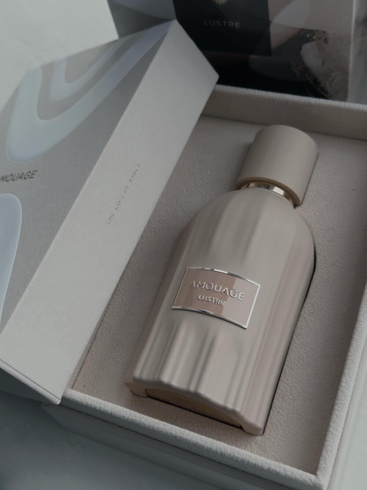 Amouage Lustre Perfume 100ml L - Perfume Fragrance Families recension och pris